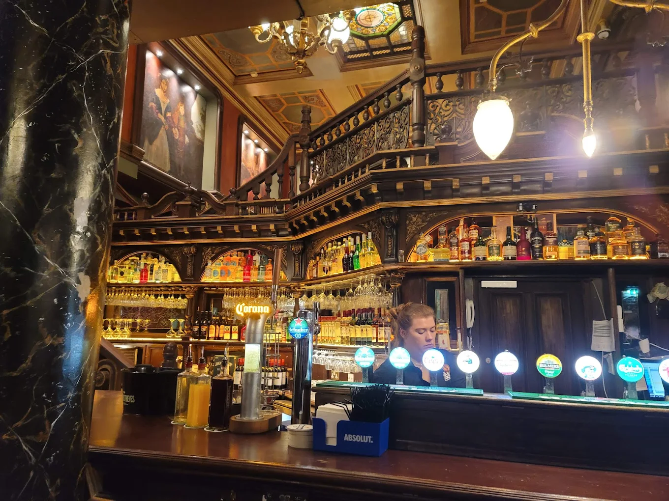 Front bar area